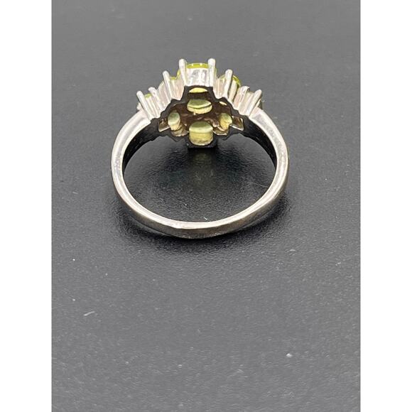 Sterling Silver 925 Nine Oval Prong Set Lt Green Peridot Cluster Ring Sz 9.5 - Picture 6 of 7